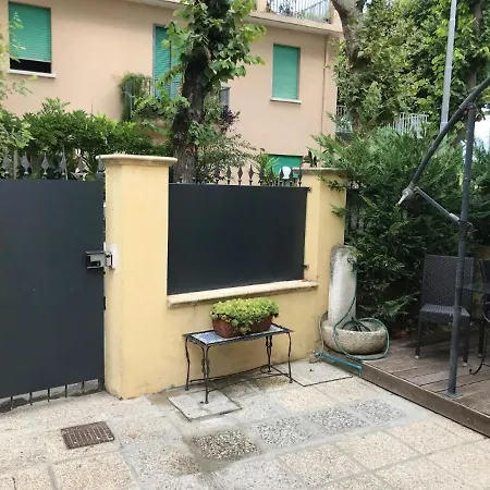 Grazia Πανσιόν Ρίμινι